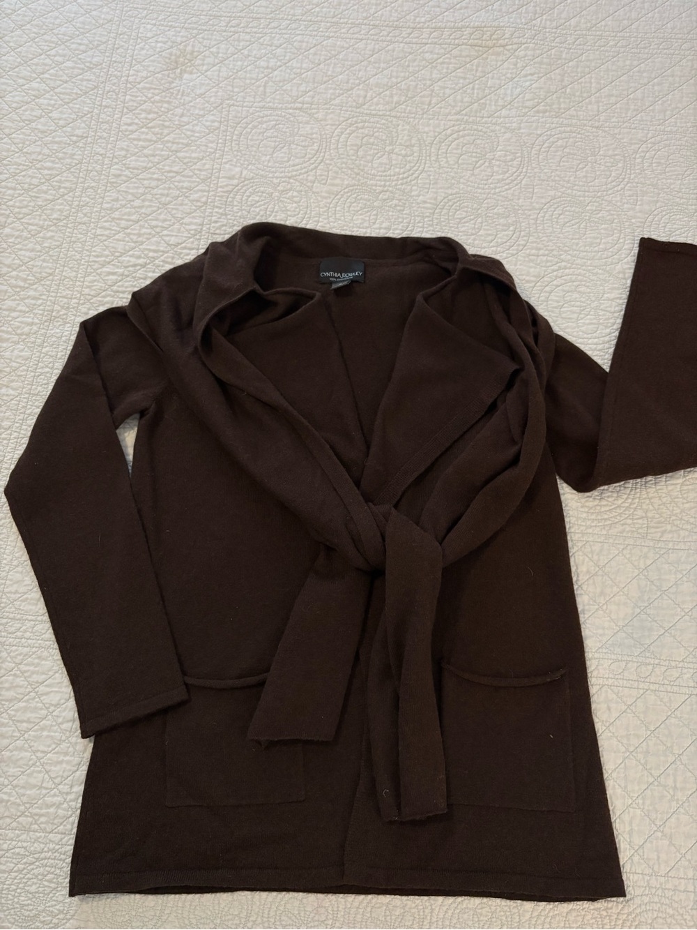 Cynthia Rowley cashmere cardigan. Size medium.